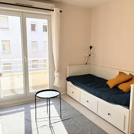 Le Saint Exupéry Avec Ventilateur Sur Place * Le Havre