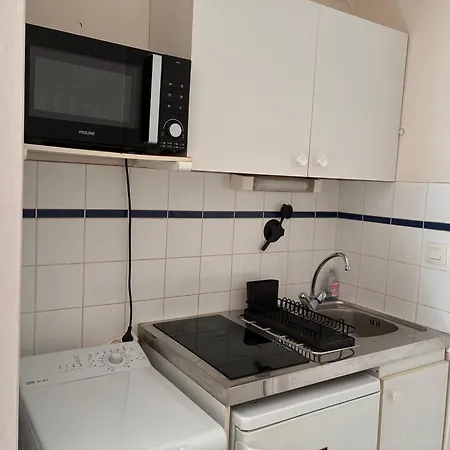 Le Saint Exupéry Avec Ventilateur Sur Place Appartement *
