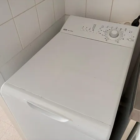 Le Saint Exupéry Avec Ventilateur Sur Place * Le Havre